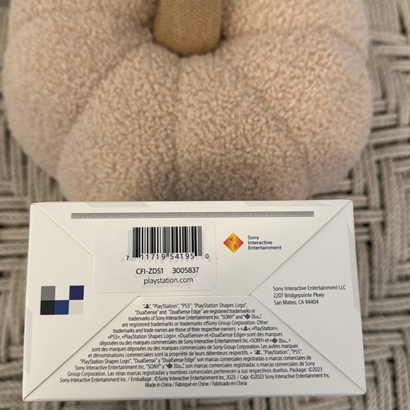 Sony PlayStation 5 DualSense Charging Station Model: CFI-ZDS1 - Picture 5 of 7